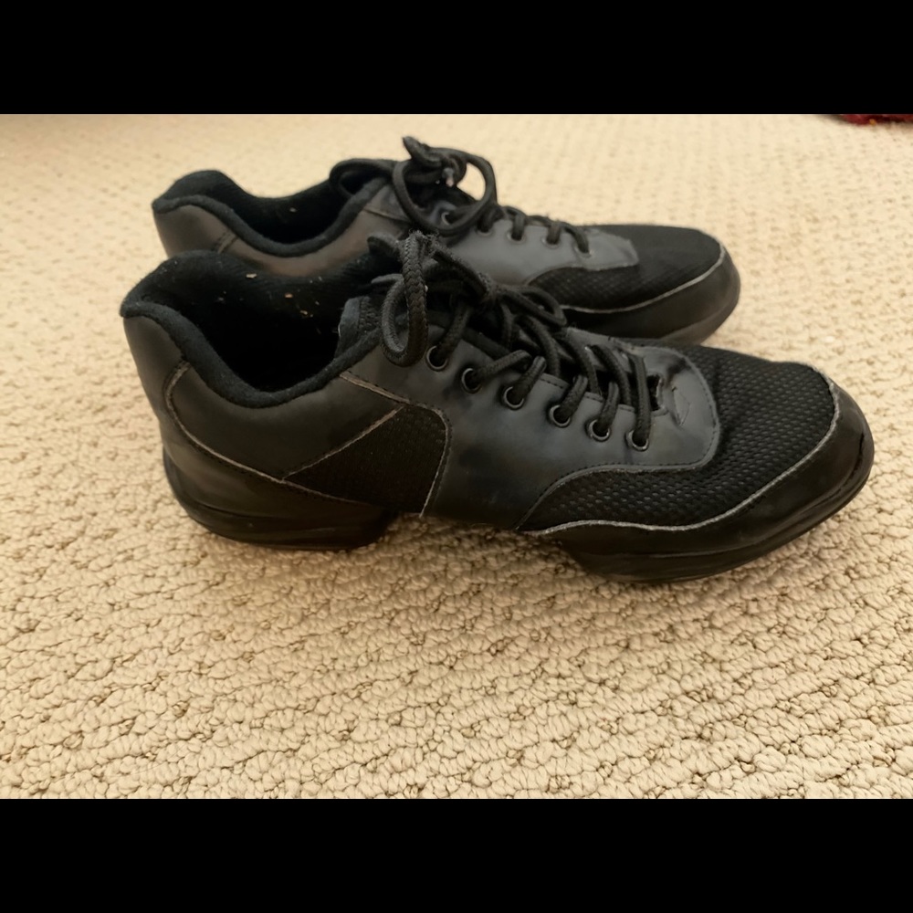 Dance shoes split sole